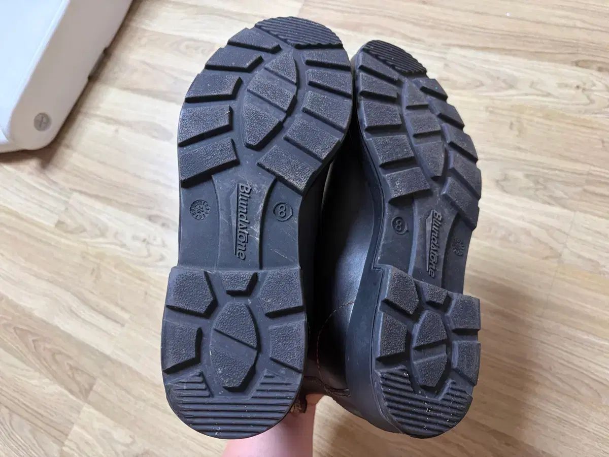Blundstone (ブランドストーン) 500 AU8 (270) ほぼ新品 出品