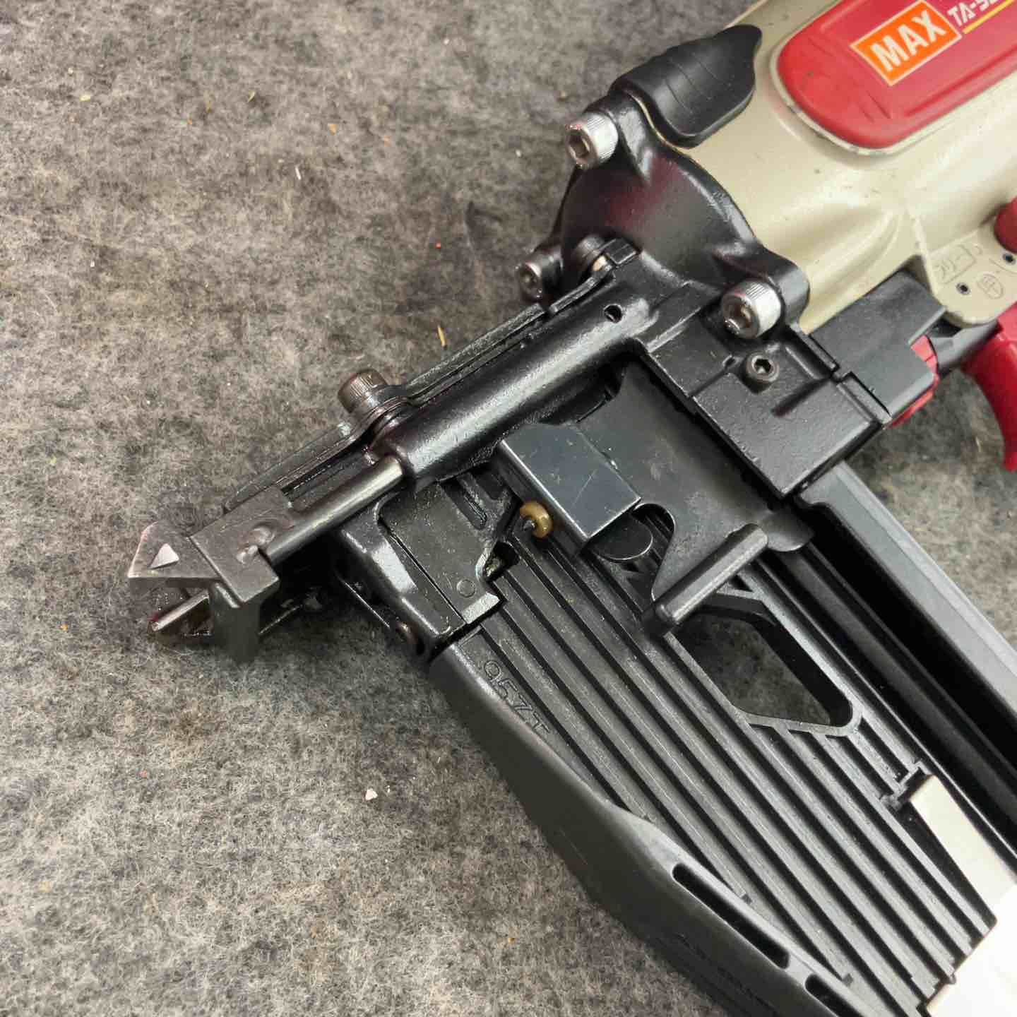 ☆マックス(MAX) 常圧フロアタッカ TA-557F/957Tフロア【鴻巣店