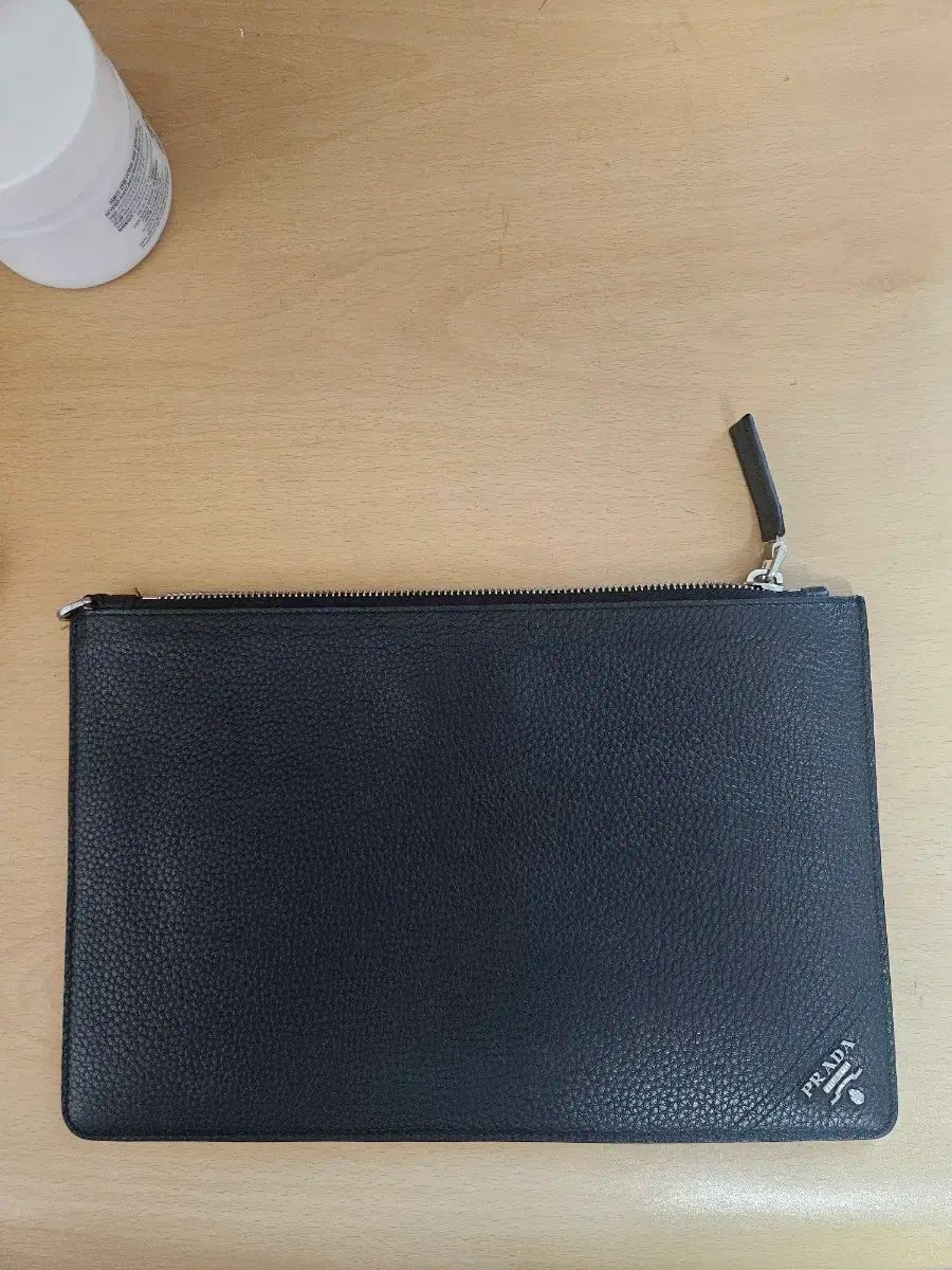 プラダ クラッチバッグ 45,081円