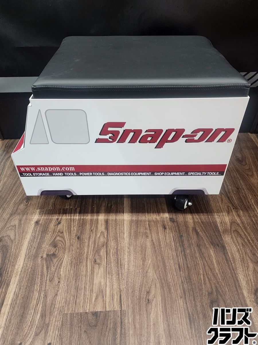 ♭【中古美品】スナップオン 限定 バン 型 シートクリーパー SSX18P117　サイズW595・D423・H450mm、耐荷重200?【熊本けやき通り店】