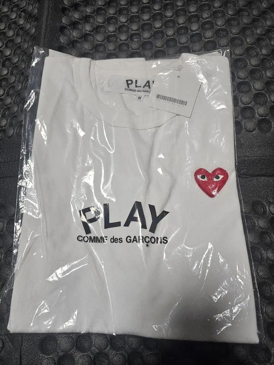 COMME des GARCONS PLAY 白 半袖Tシャツ M サイズ