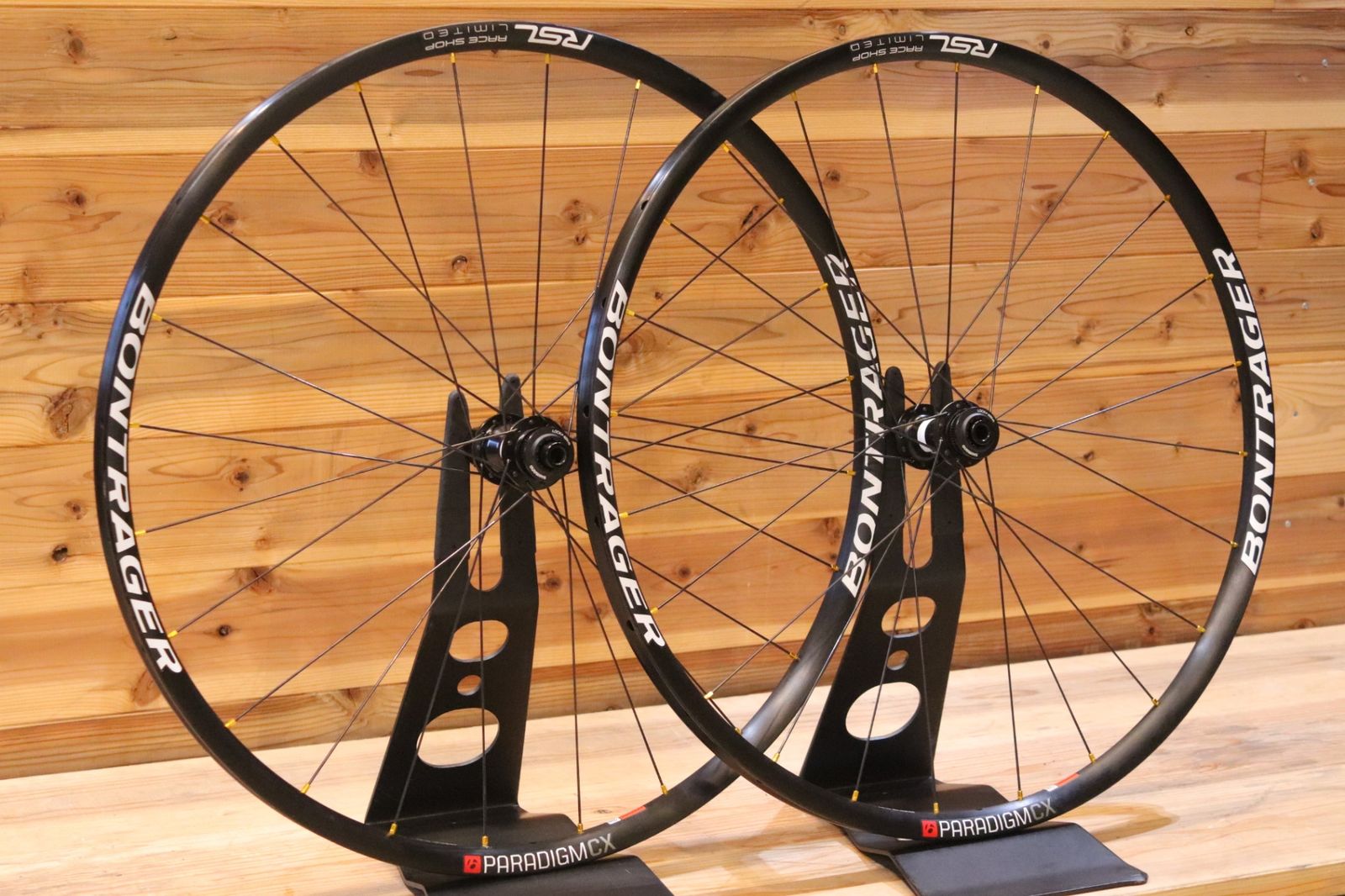 【中古】ボントレガー BONTRAGER パラダイム PARADIGM ホイール前後 