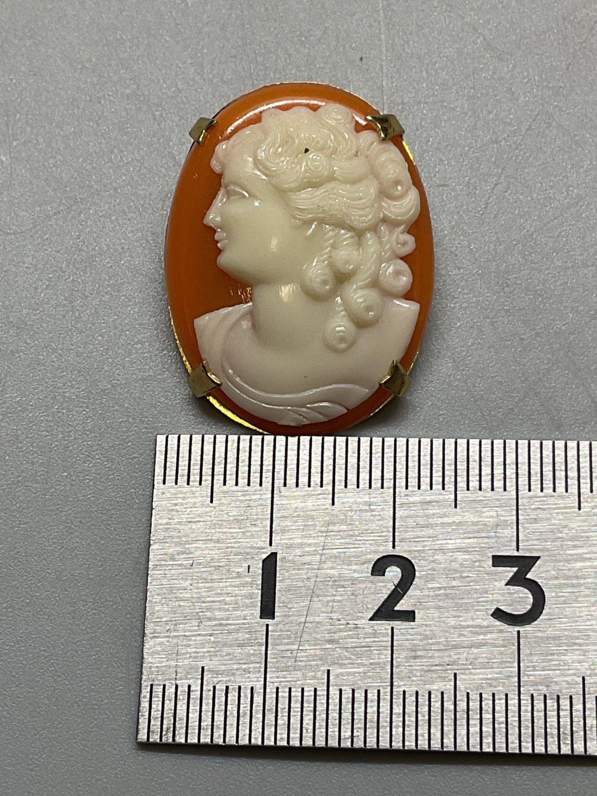 SN1543 カメオ ブローチ ペンダントトップ 貴婦人 素材不明
