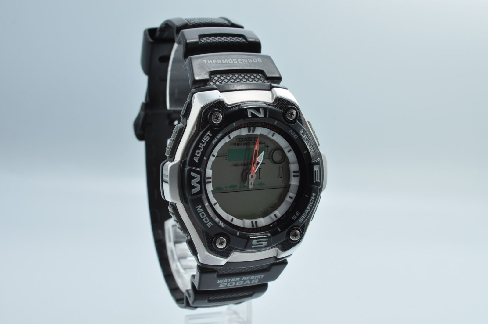 CASIO カシオAQW-101 デジタル Quartz クォーツ ウォッチ 腕時計