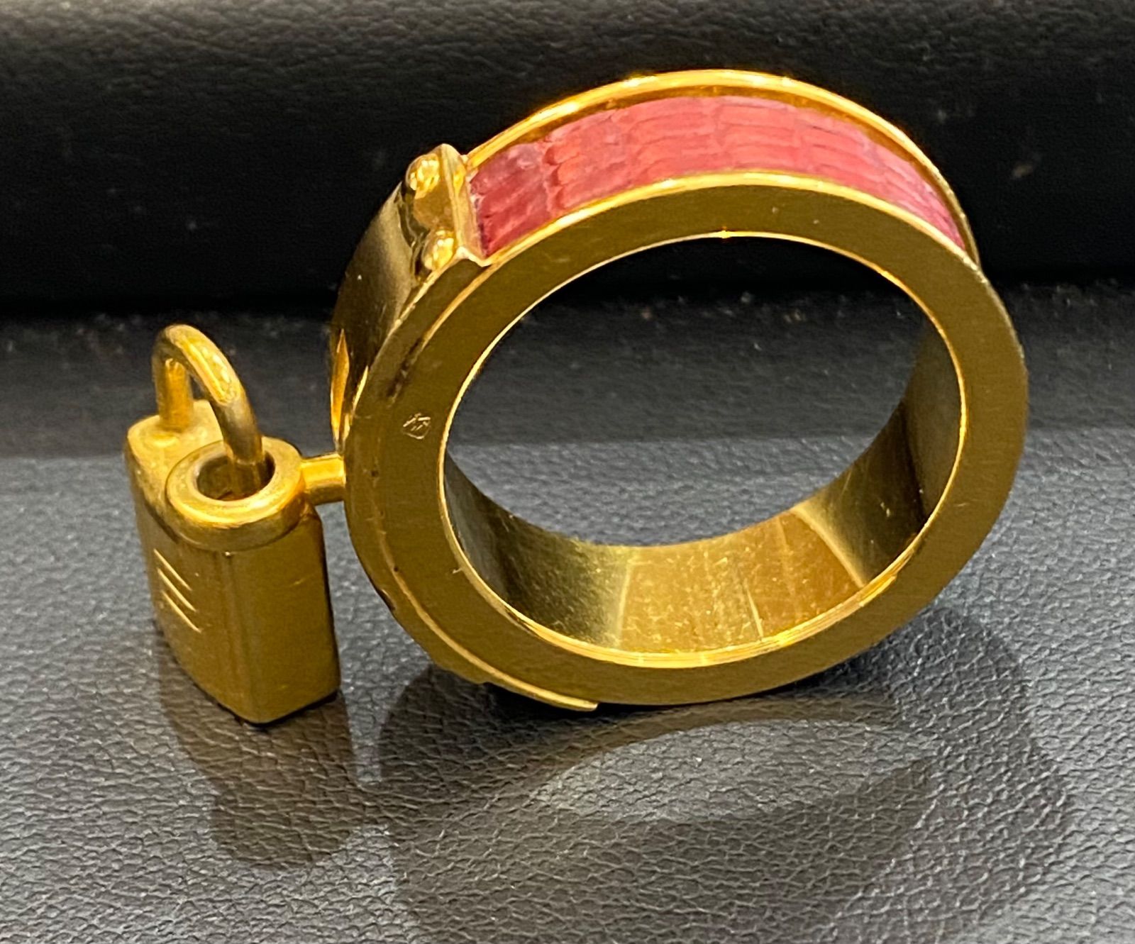 値下げ！！】エルメス ケリー カデナ モチーフ スカーフリング