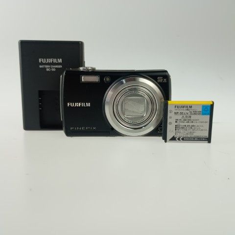 FUJIFILM FINEPIX F100 fd Black コンパクトデジタルカメラ