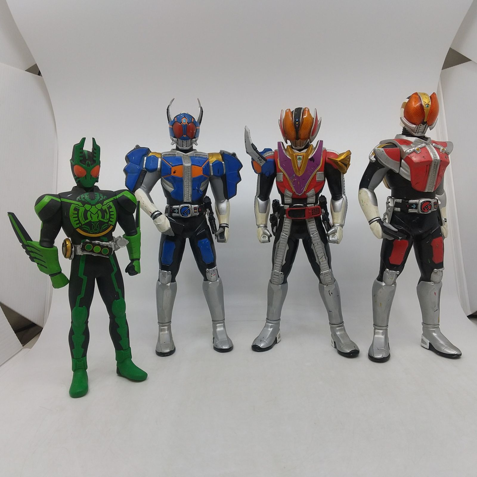 仮面ライダー　ソフビ　フィギュア　まとめ売り まとめ売り】仮面ライダー ソフビ人形 50体まとめ売り 2605Sth42