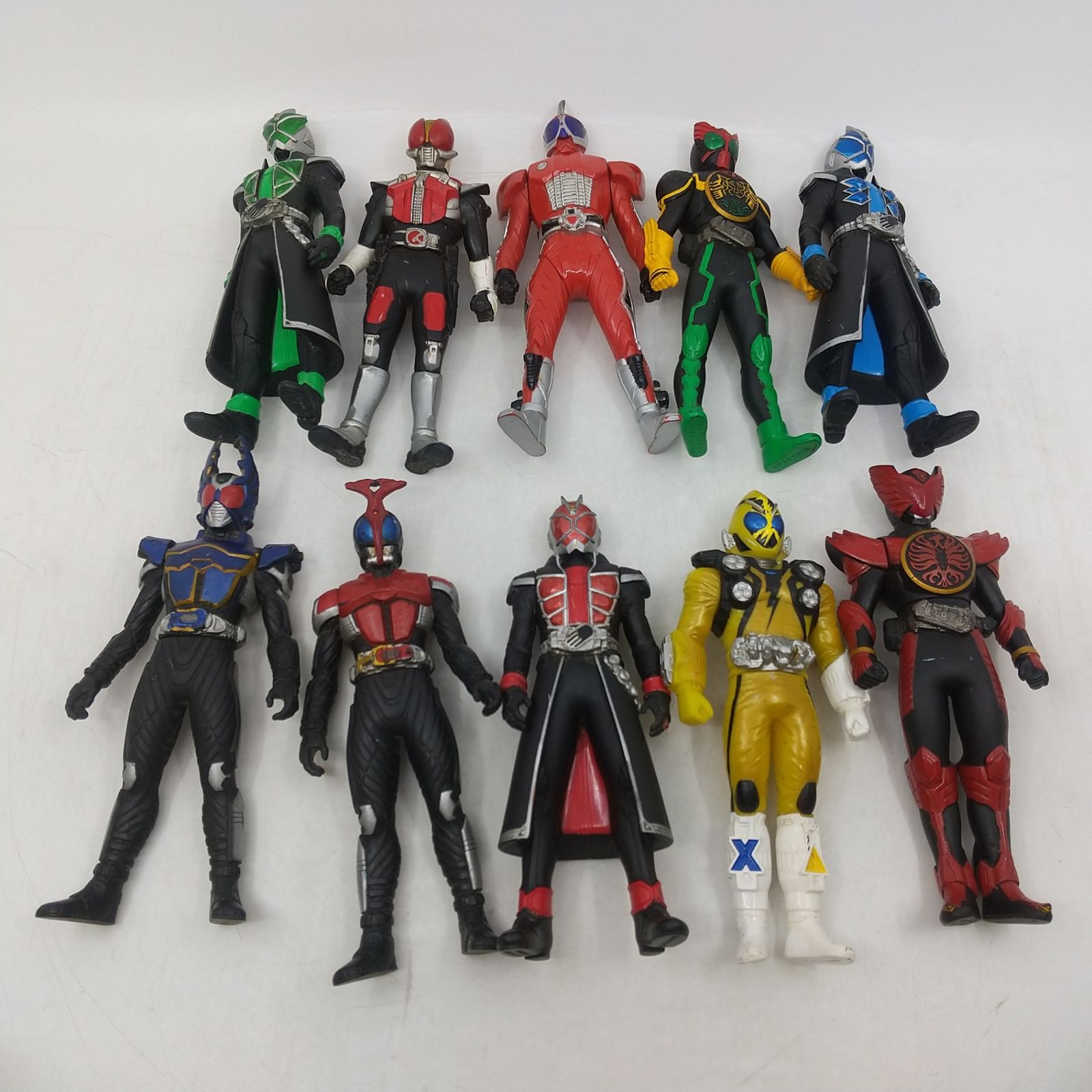 まとめ売り】仮面ライダー ソフビ人形 50体まとめ売り 2605Sth42