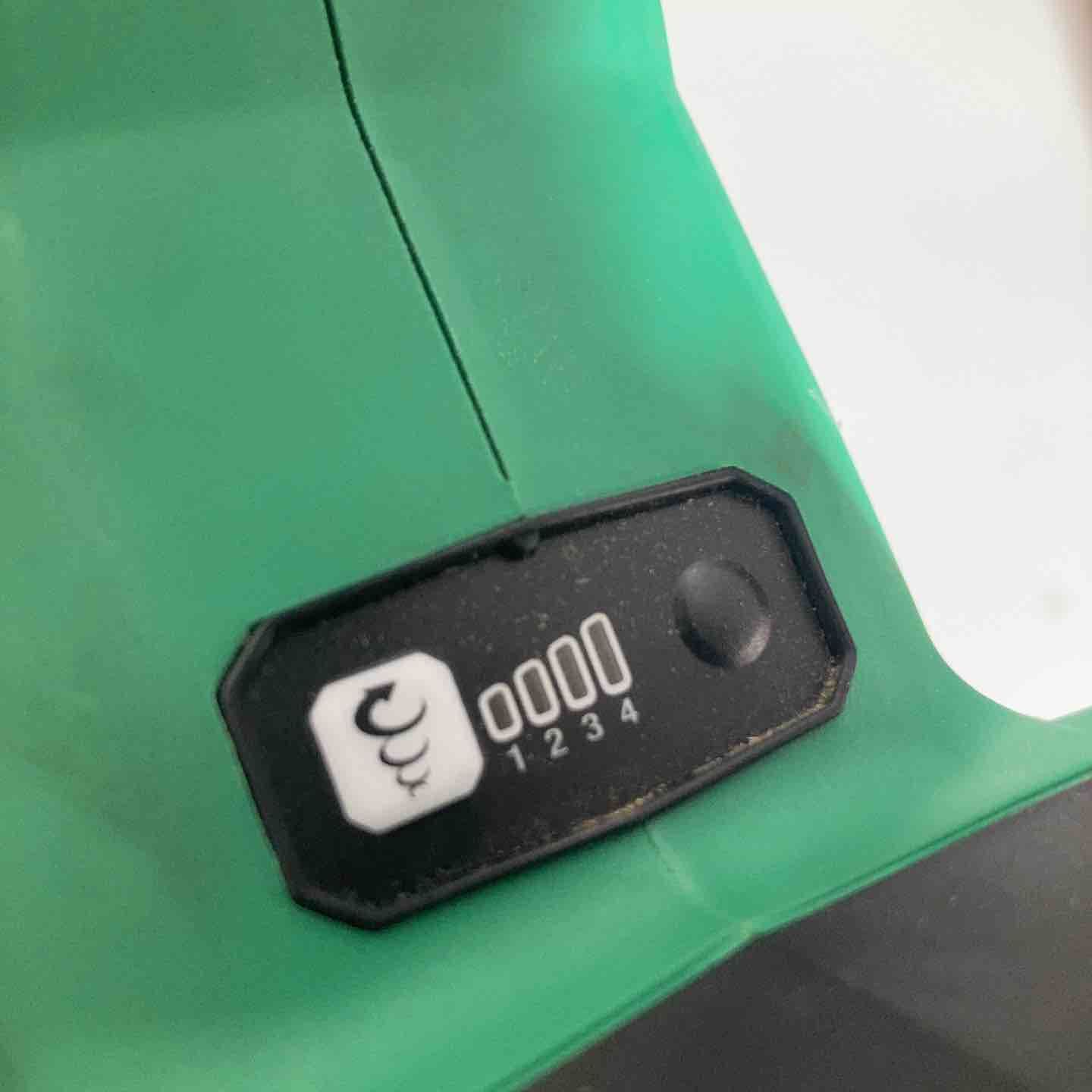 64580565_5