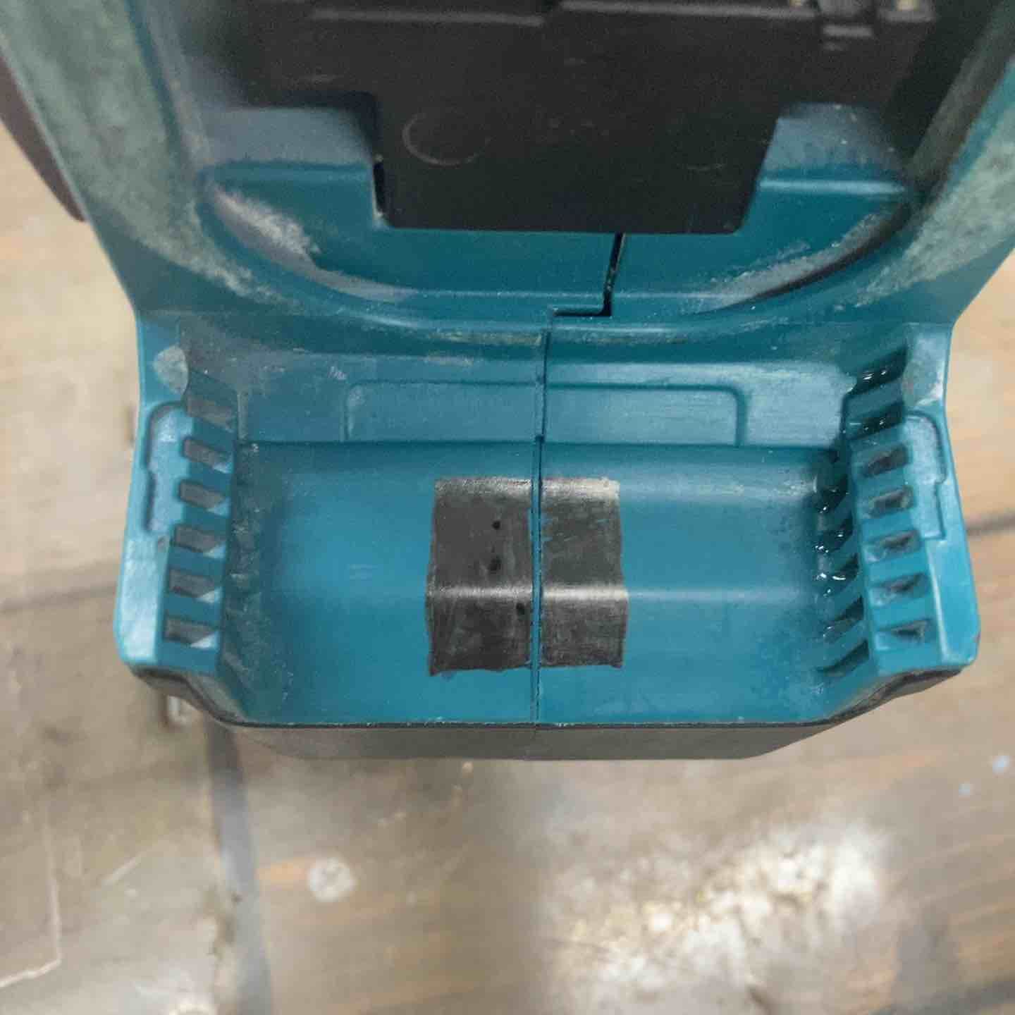 ☆マキタ(makita) 18Vコードレスハンマドリル HR171DZ ハンドル付き軸ブレ有【戸田店】
