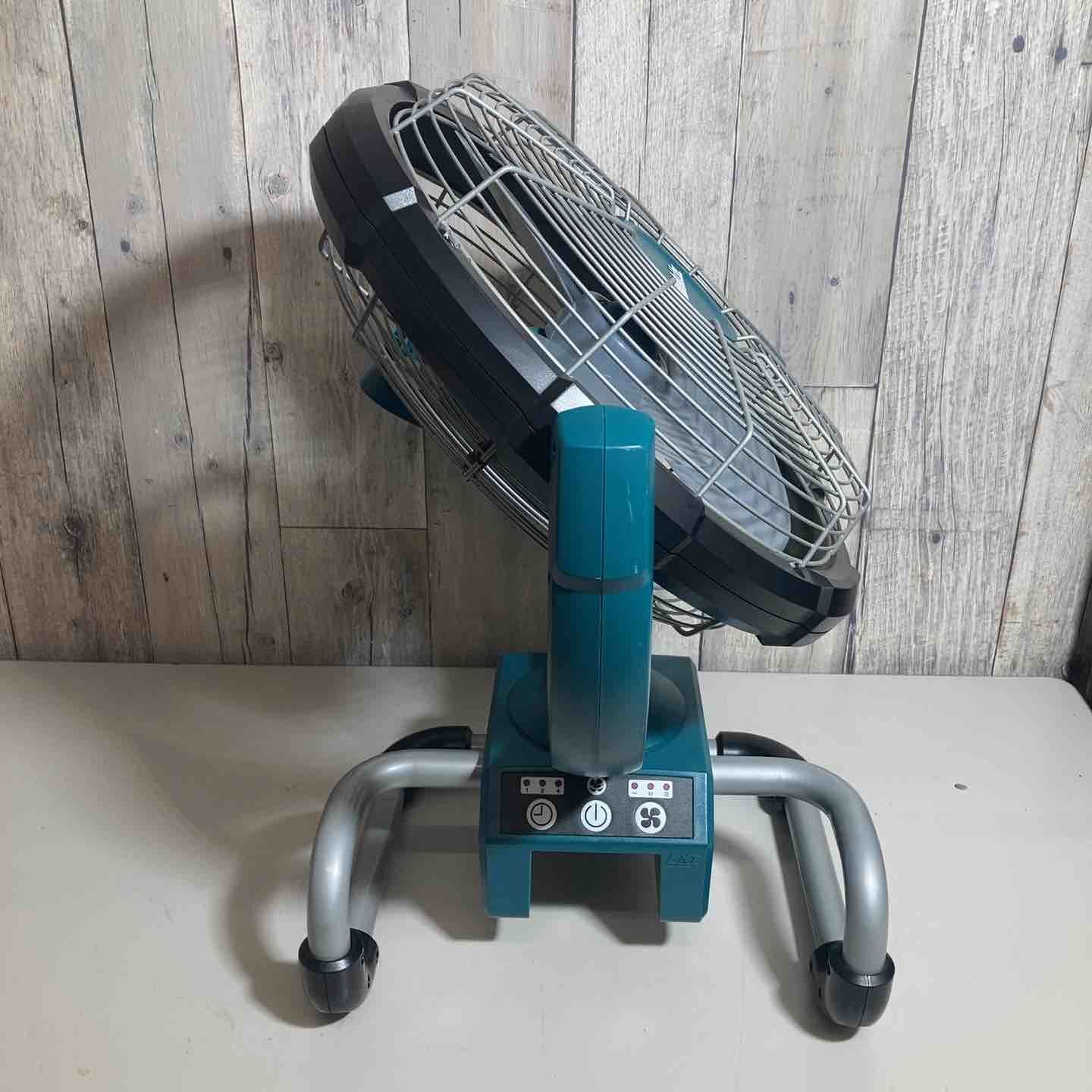 ☆マキタ(makita) 14.4/18Vコードレス産業扇 CF300DZ ACアダプタ付き【戸田店】