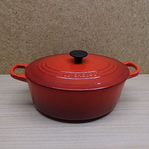 LE CREUSET 両手鍋 オーバル型 25㎝ レッド ルクルーゼ - メルカリ