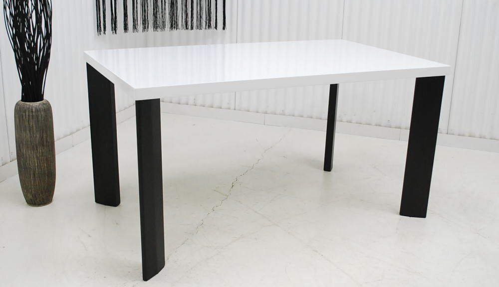 【現品限り】ダイニングテーブル　リビング　ダイニング　幅135cm　テーブル　スタイリッシュモダン　白・黒 アウトレット 送料無料(一部除) 260521-ピアス135DT-WHDBR