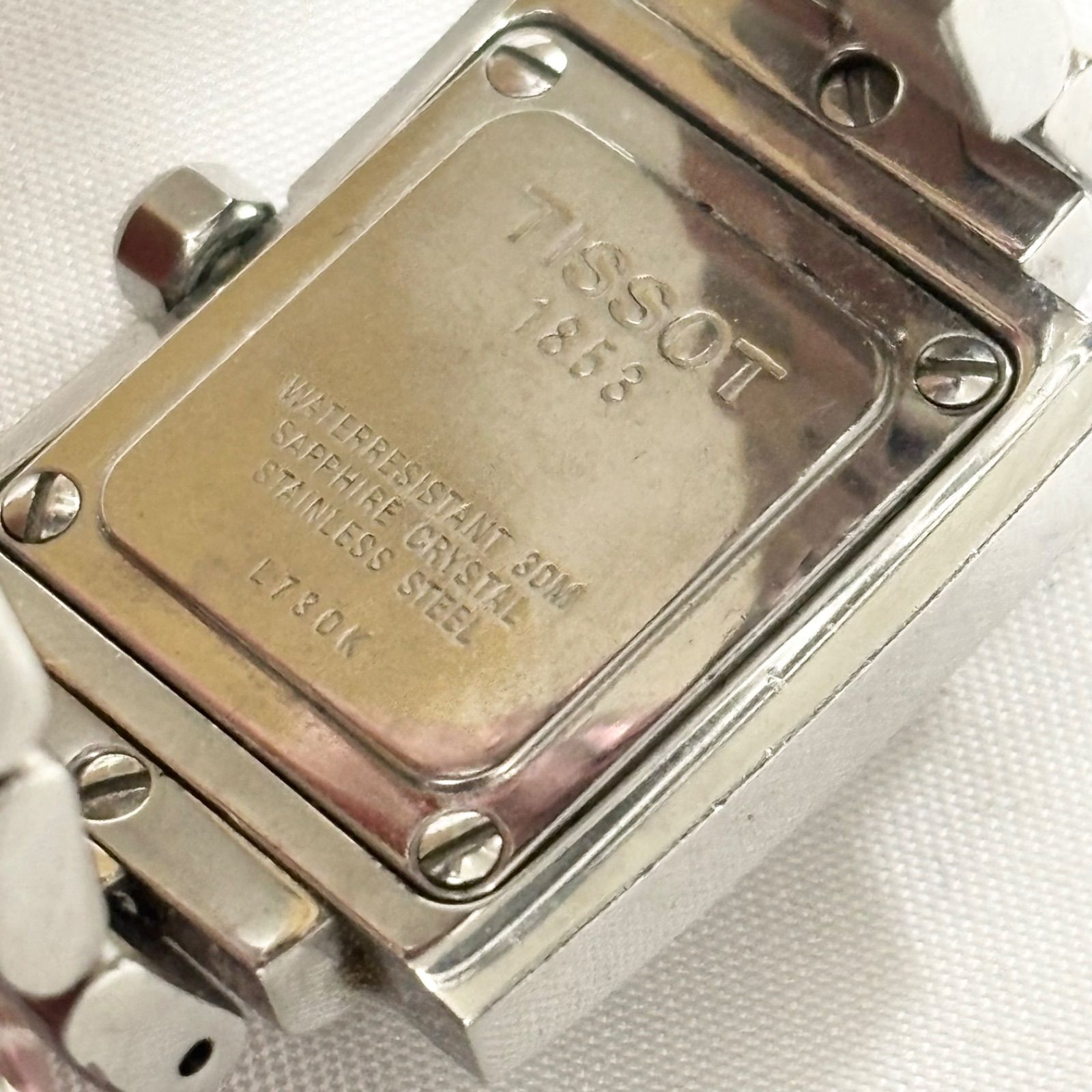 【送料無料】TISSOT/ティソ/1853/ピンク×シルバー/スクエア/クォーツ腕時計/電池切れ/動作未確認/中古品/ジャンク品扱い 【送料無料】TISSOT/ティソ/1853/ピンク×シルバー/スクエア/クォーツ腕時計/電池切れ/動作未確認/中古品/ジャンク品扱い