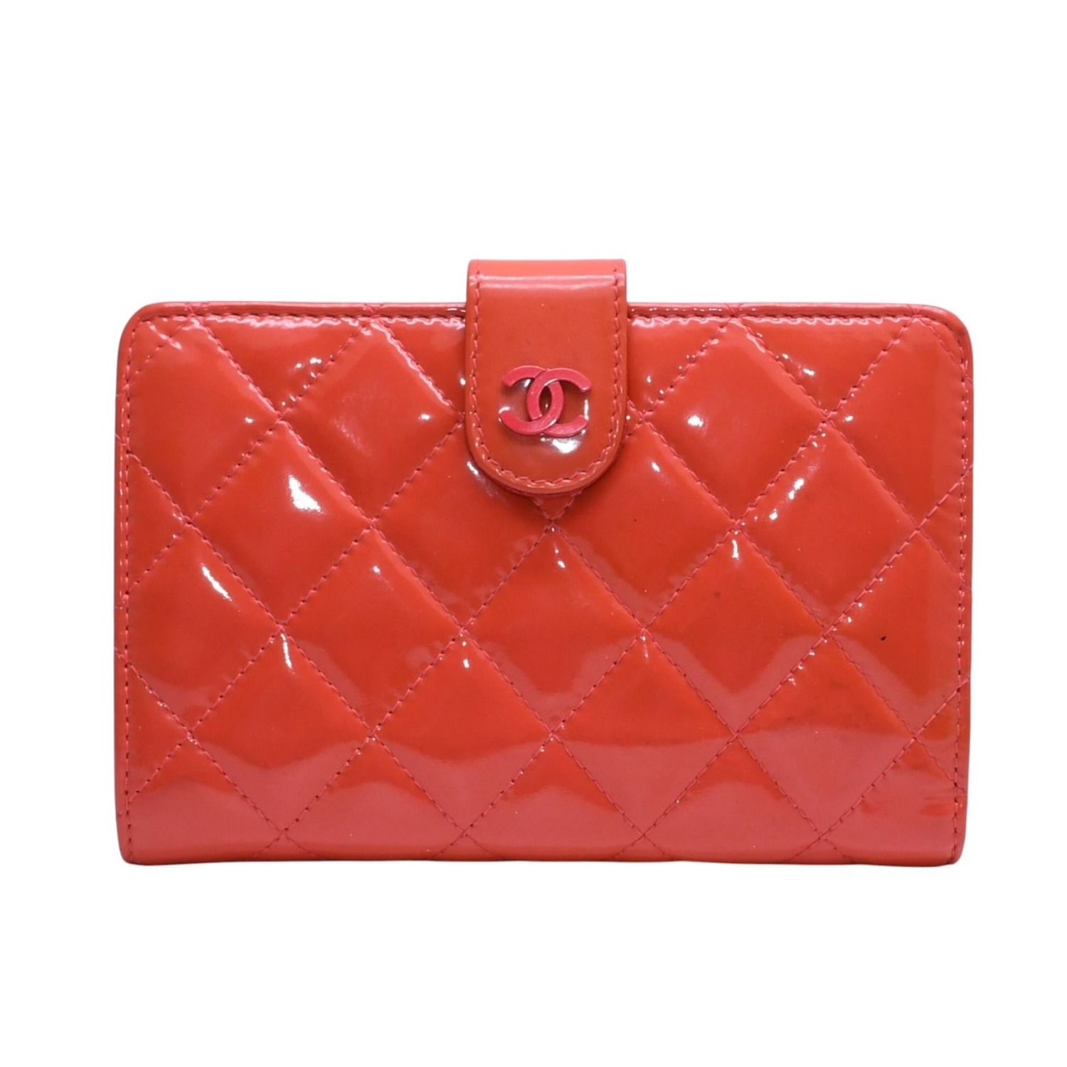 CHANEL シャネル マトラッセブリリアント パテントレザー二つ折りミディアムウォレット 16番台 キルティング ココマーク 財布 エナメル オレンジ 美品 中古 4a002826 CHANEL シャネル マトラッセブリリアント パテントレザー二つ折りミディアムウォレット 16番台 キルティング ココマーク 財布 エナメル オレンジ 美品 中古 4a002826