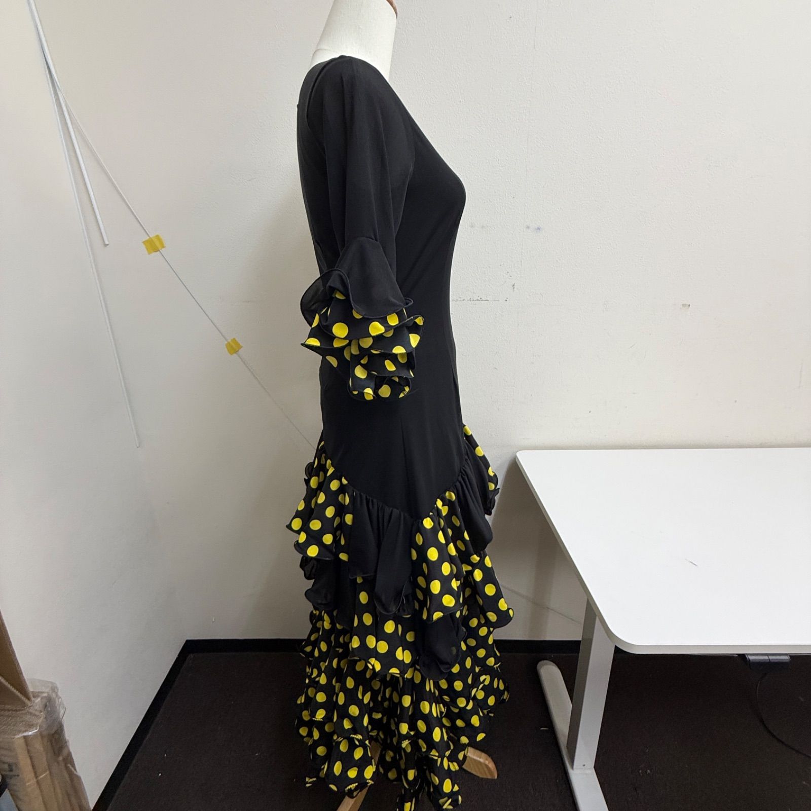 イエローフリルドットフラメンコドレス prima boutique】フラメンコ衣装 ツーピース ファルダ ブラック 黒