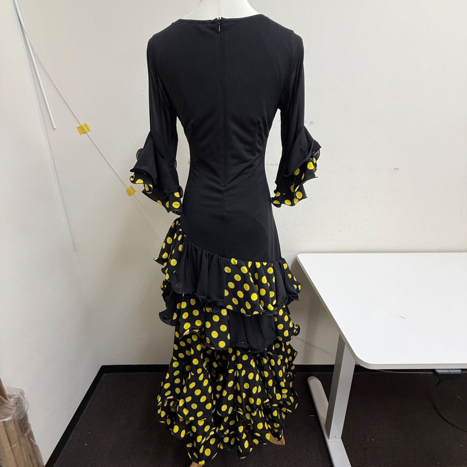 prima boutique】フラメンコ衣装 ツーピース ファルダ ブラック 黒