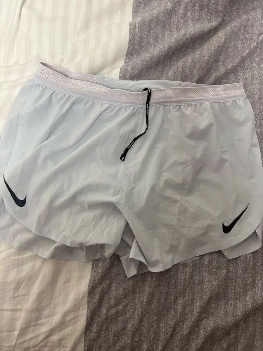 NIKE ナイキ エアロスイフト ランニング ショーツ XL