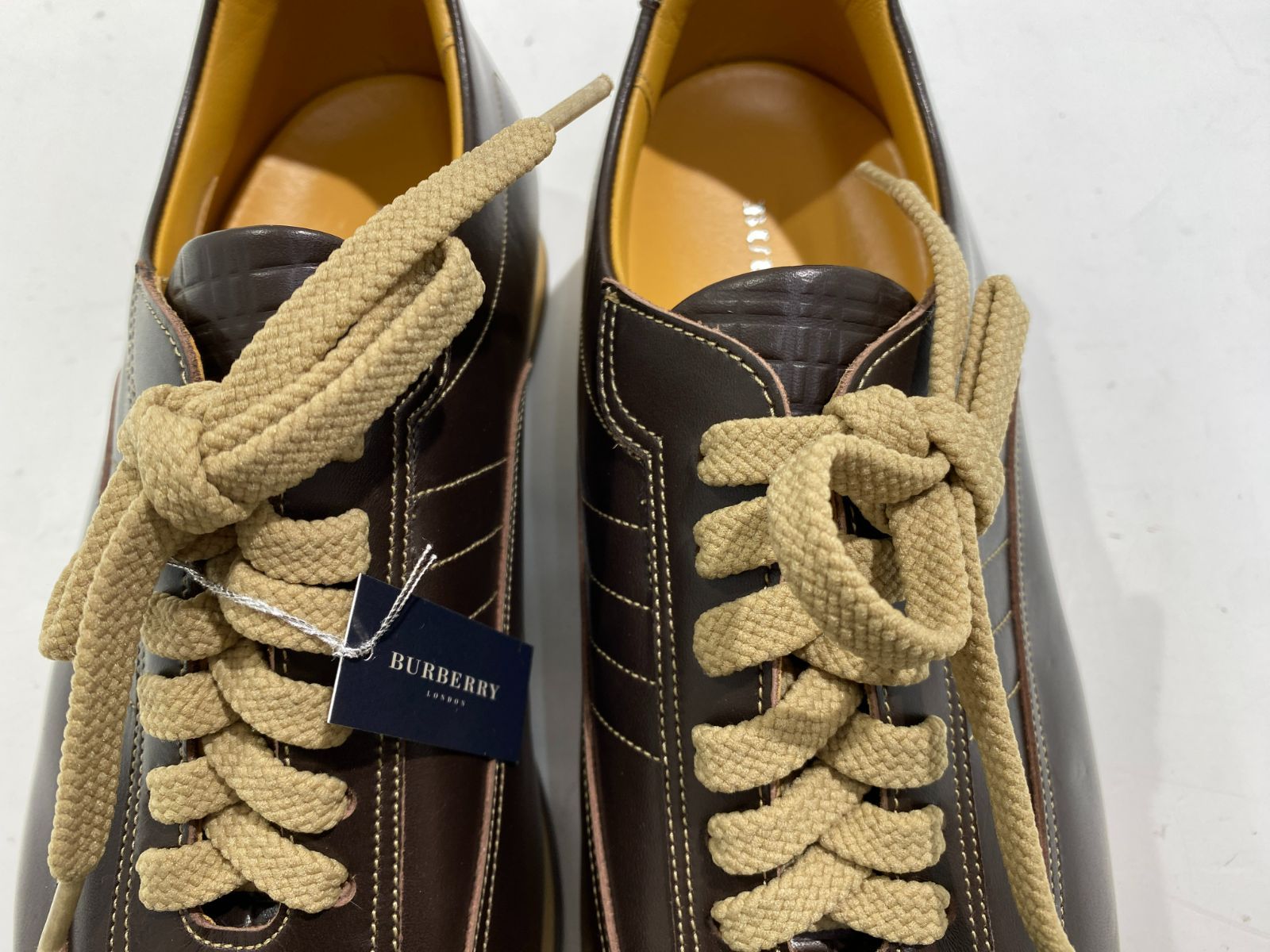 バーバーリー 七重浜80-1-080513nh] BURBERRY バーバリー スニーカー BU-1340[中古