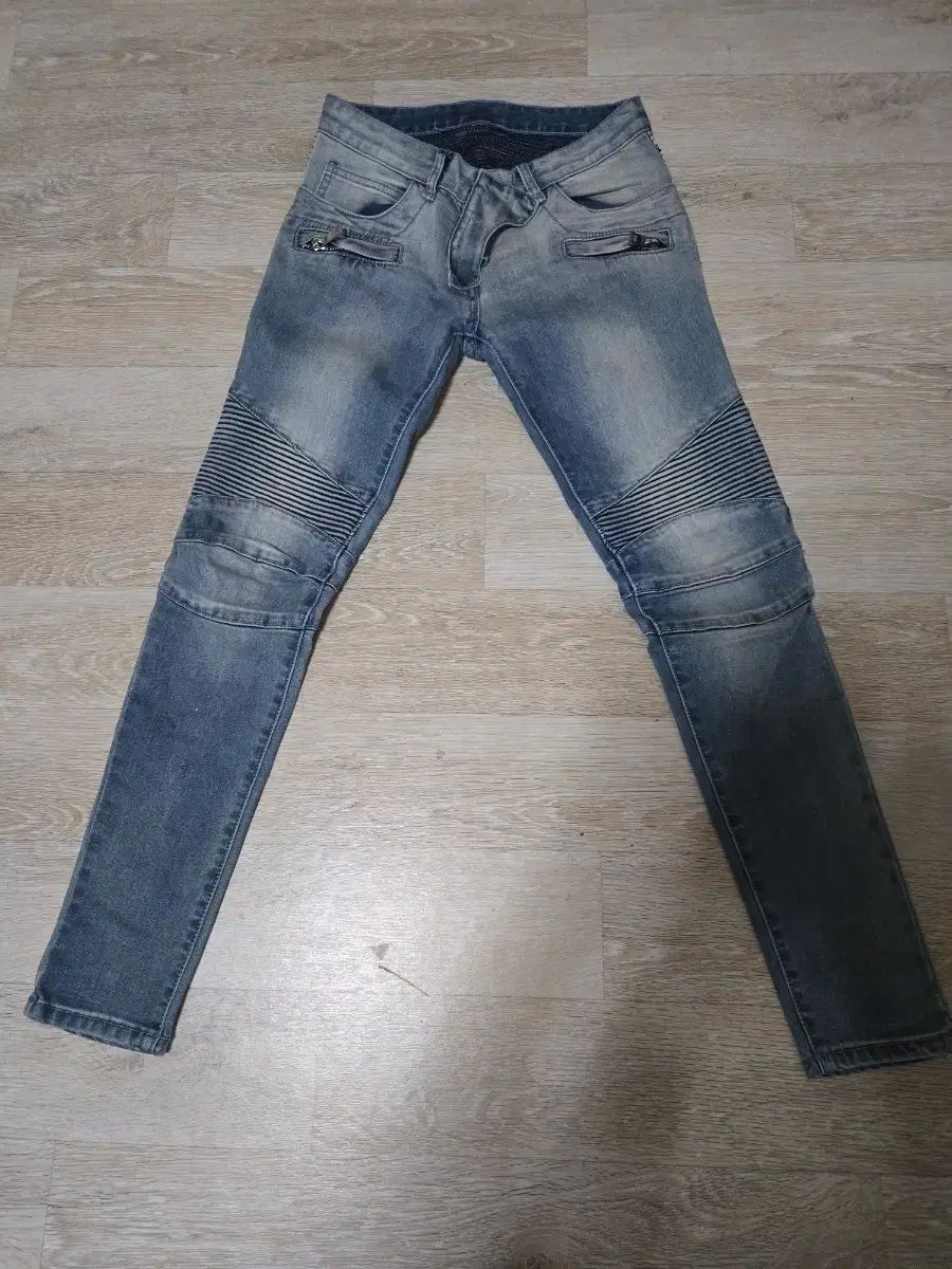 BALMAIN バルマン ウォッシュ デニム バイカー デニム ズボン