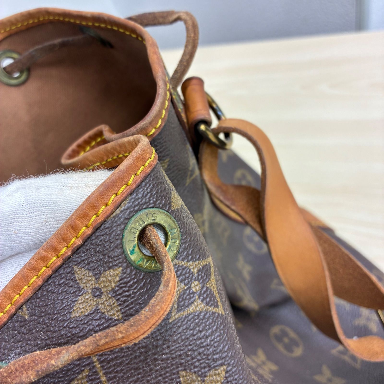 ルイヴィトン LOUIS VUITTON】訳あり・モノグラム プチノエ巾着バック 