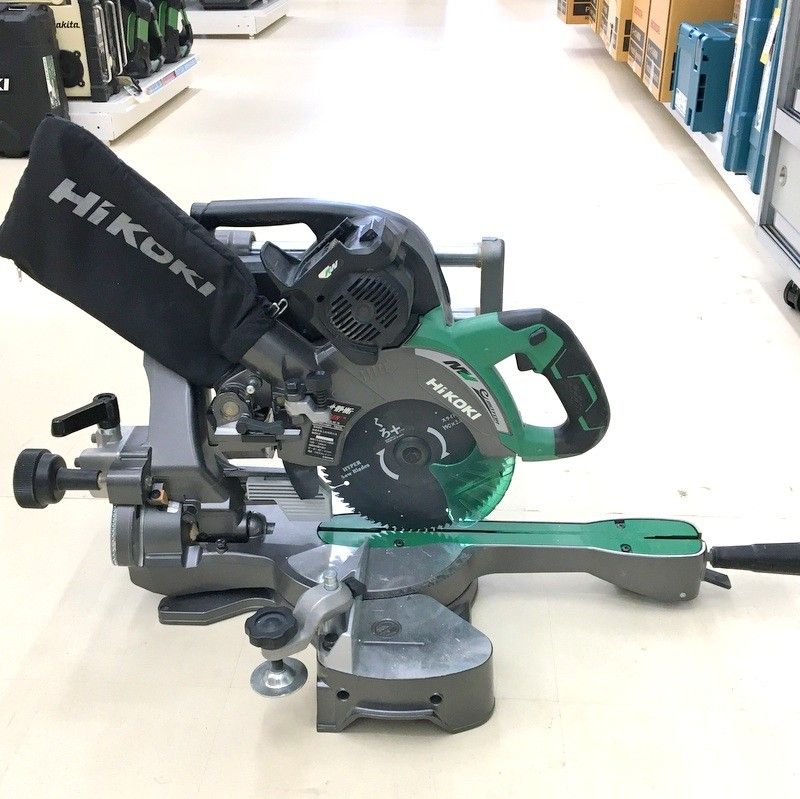 HiKOKI ハイコーキ 卓上スライド丸のこ C3607DRA(K)(NN) 本体のみ 刃径190mm 36V 両傾斜 レーザーマーカー内蔵 チップソー黒鯱付き ★DT393