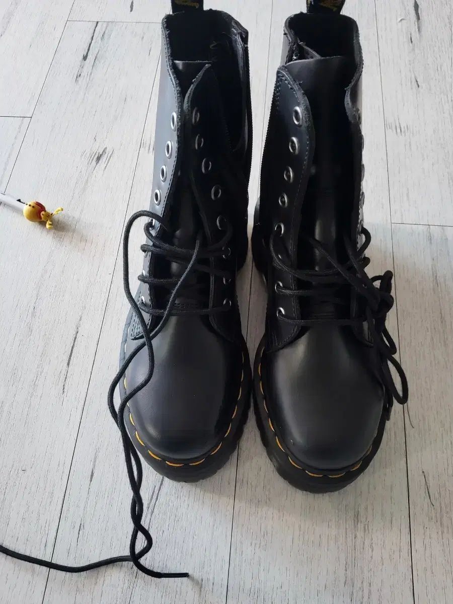 DR. MARTENS ドクターマーチン ブラック ウォーカーブーツ 230 新品