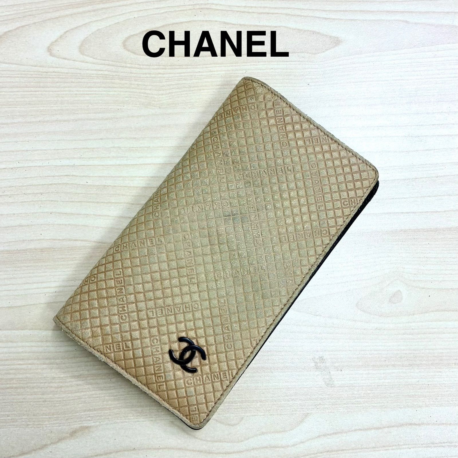 CHANEL 長財布　ベージュ　キルティング　ステッチ シャネル CHANEL】キルティング風型押し 長財布 ベージュ - メルカリ