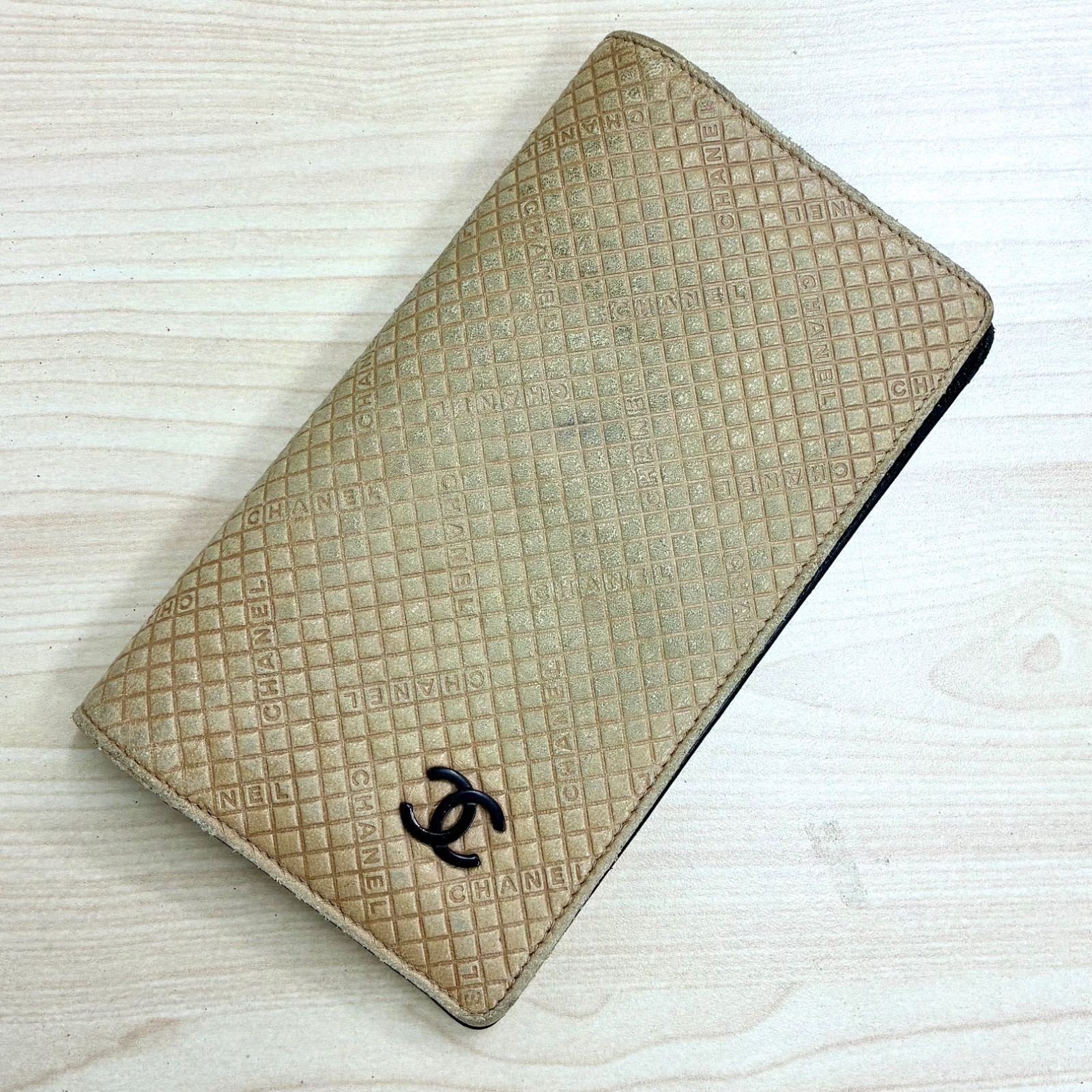 Chanel ベージュ 長財布 キルティング CHANEL ベージュ 【公式通販】 長財布 キルティング 小物