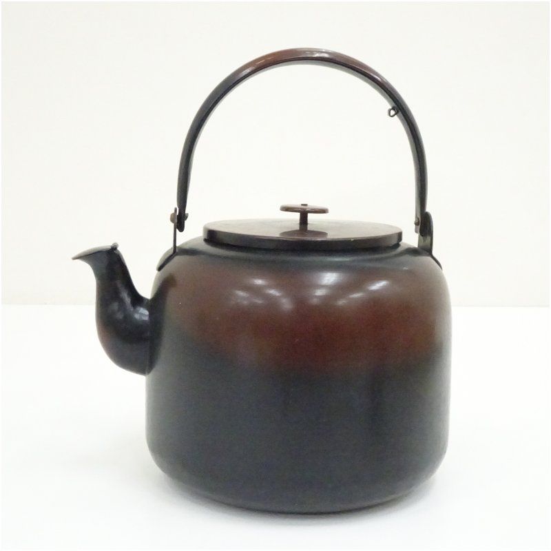 値下げ、一喜堂　腰黒水次　水指　【極上品】銅製　お茶道具/紙箱 銅腰黒水注（紙箱） 茶道 茶道具 おしゃれ 茶器 抹茶 水注ぎ みずつぎ