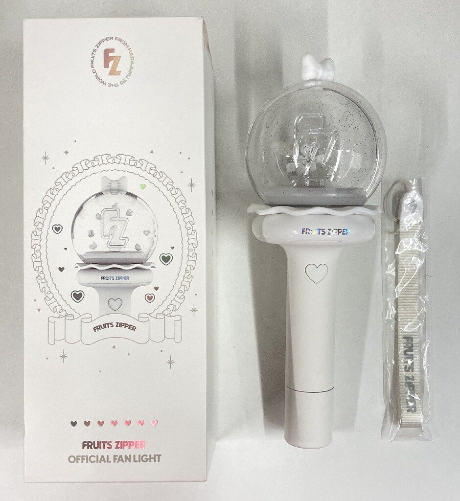 FRUITS ZIPPER OFFICIAL FAN LIGHT - メルカリ