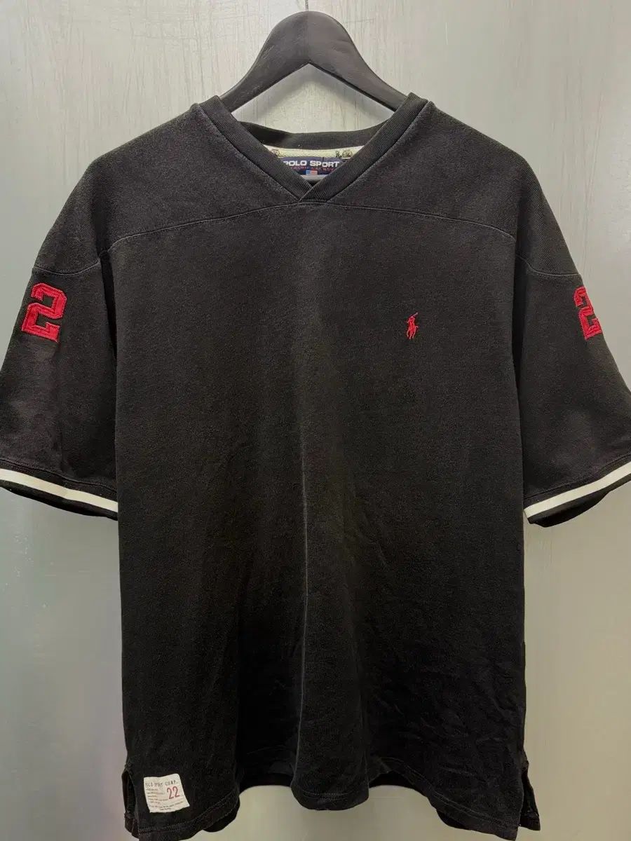 Polo sport 90s ポロ スポーツ ブラック COLOR ナンバリング Vネック 半袖