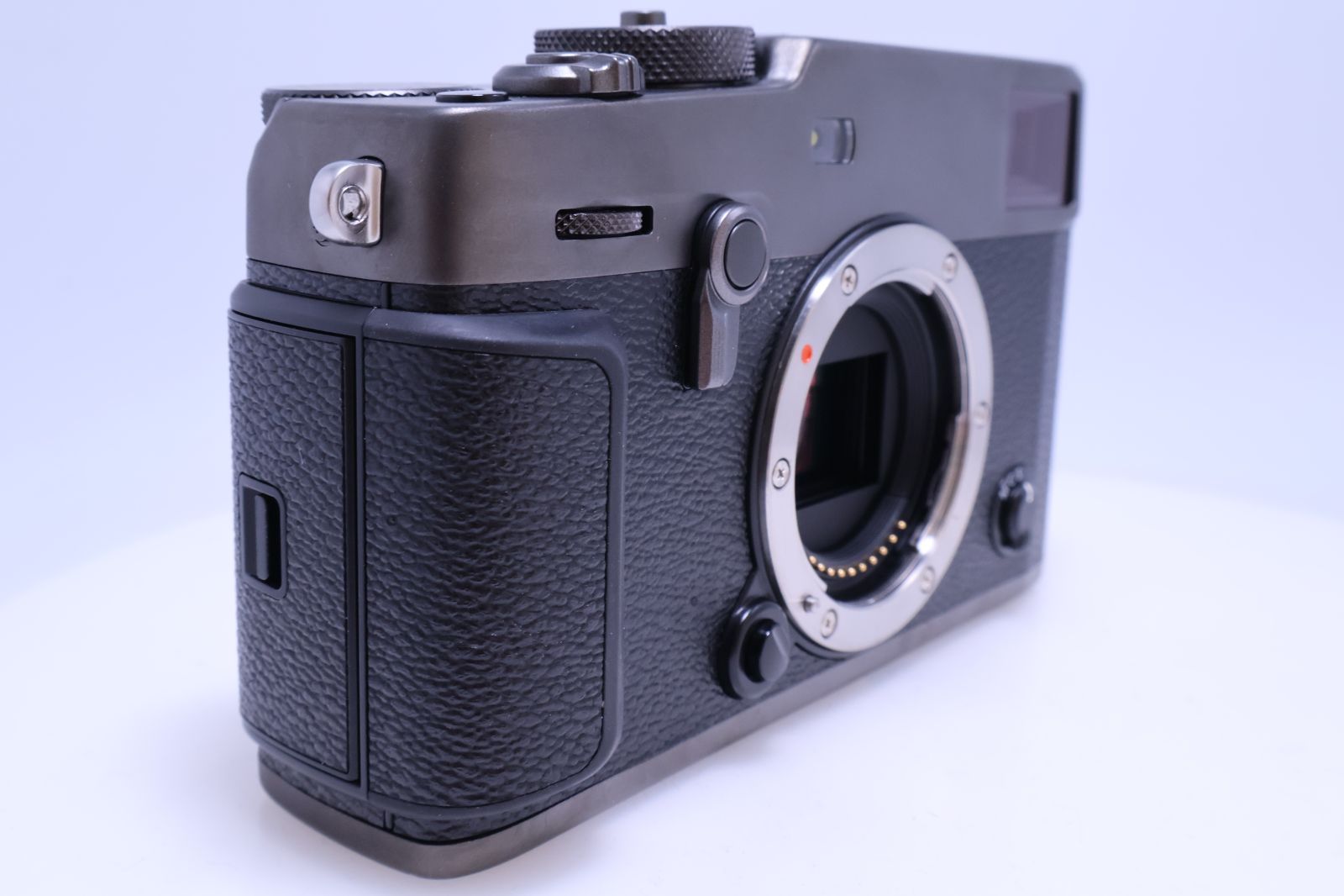 8,405回 美品】FUJIFILM X-Pro3 ボディ DRブラック ミラーレス一眼