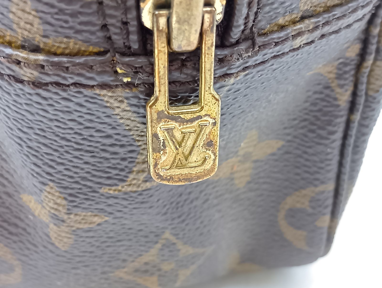 LOUIS VUITTON ヴィトン セカンドバック ポーチ モノグラム トゥルー