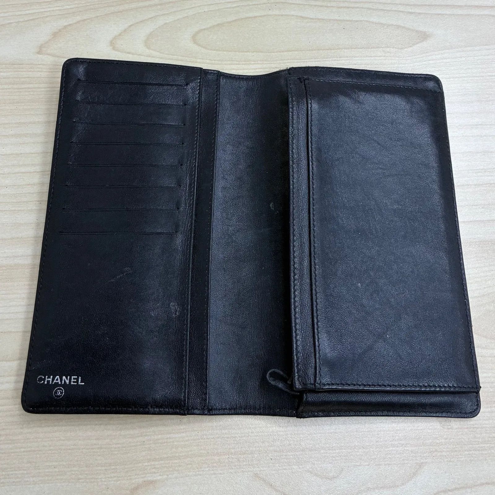 シャネル CHANEL】キルティング風型押し 長財布 ベージュ - メルカリ