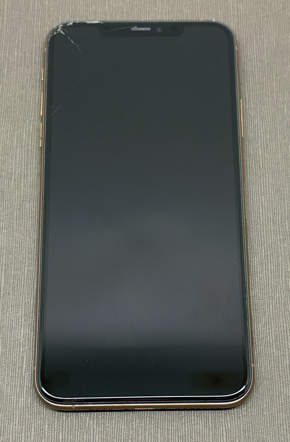 iPhone11 Pro Max 256GB ゴールド（ジャンク）- メルカリ