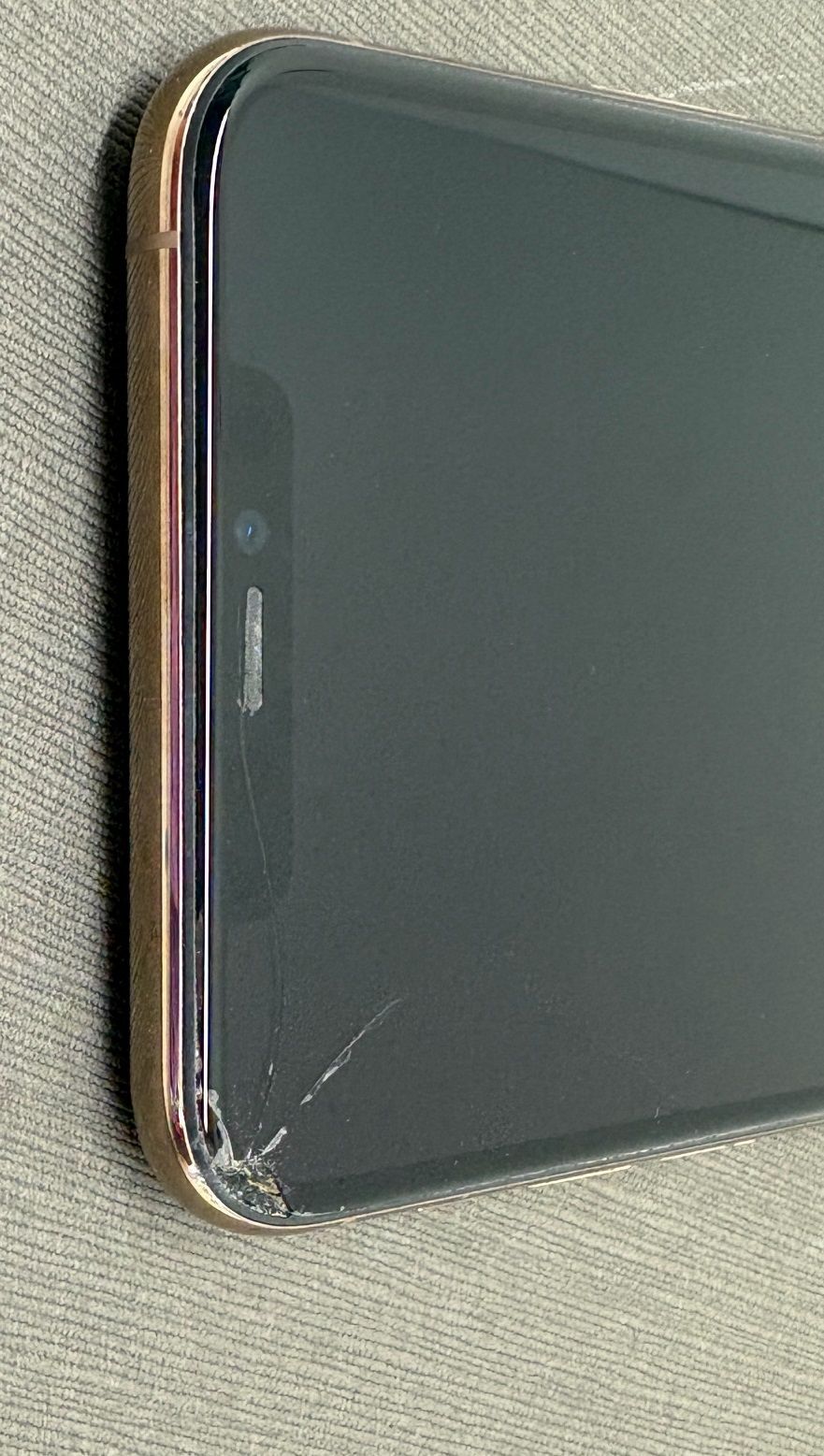 iPhone11 Pro Max 256GB ゴールド（ジャンク）- メルカリ