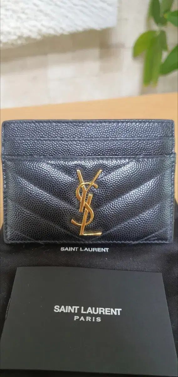 イヴ・サンローラン Saint Laurent カードウォレット/財布 ゴールド 正規品 A級 (鑑定済)