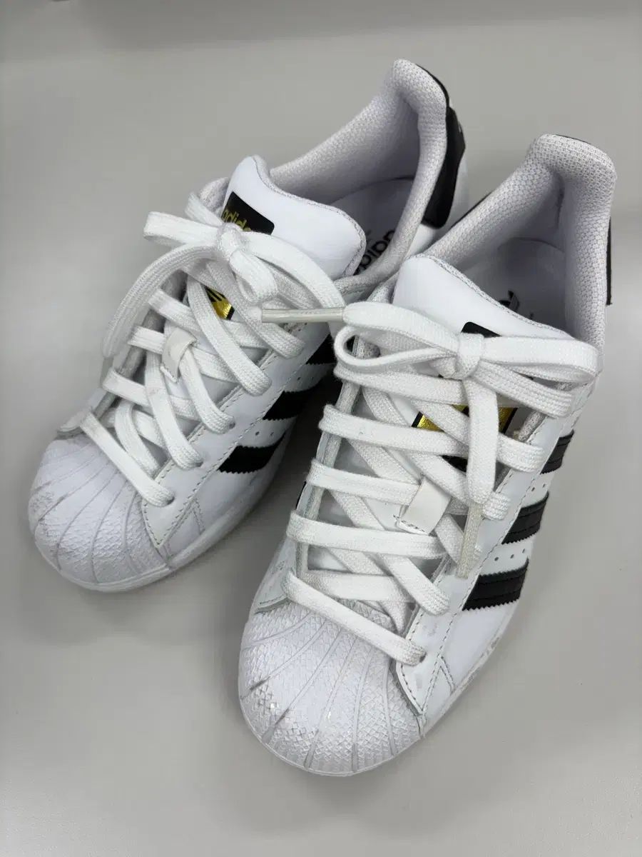 アディダス SUPERSTAR 220mm
