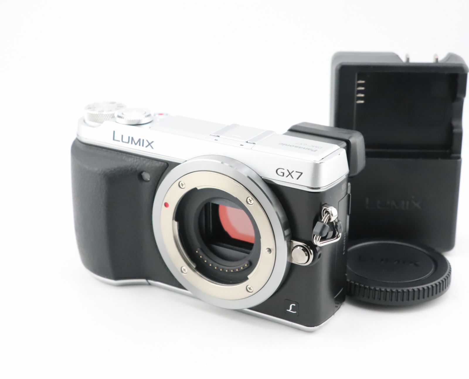 ★良品★ショット数11,002回★パナソニック PANASONIC LUMIX DMC-GX7 ボディシルバー 充電器付﻿★　W0599＃5024