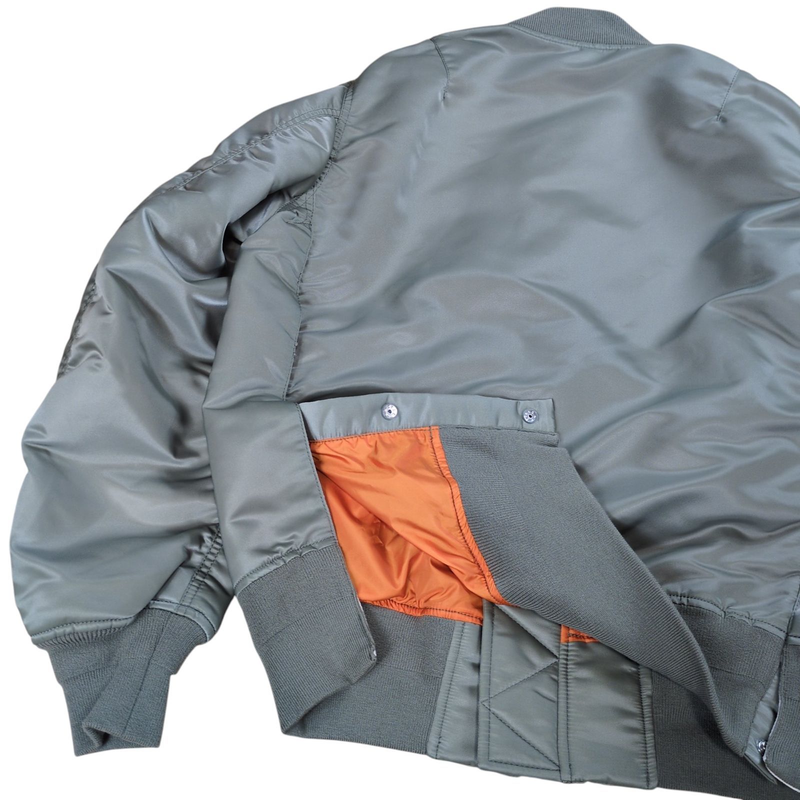 sacai