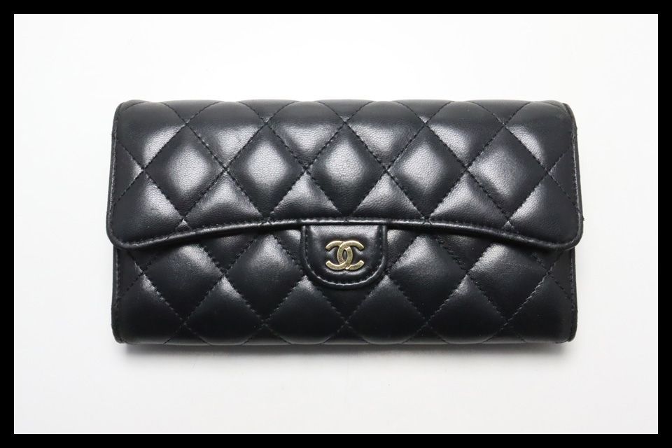 ■CHANEL 22番台 マトラッセ GD金具 レザー 2つ折り長財布 シャネル ■0514pl380-1D