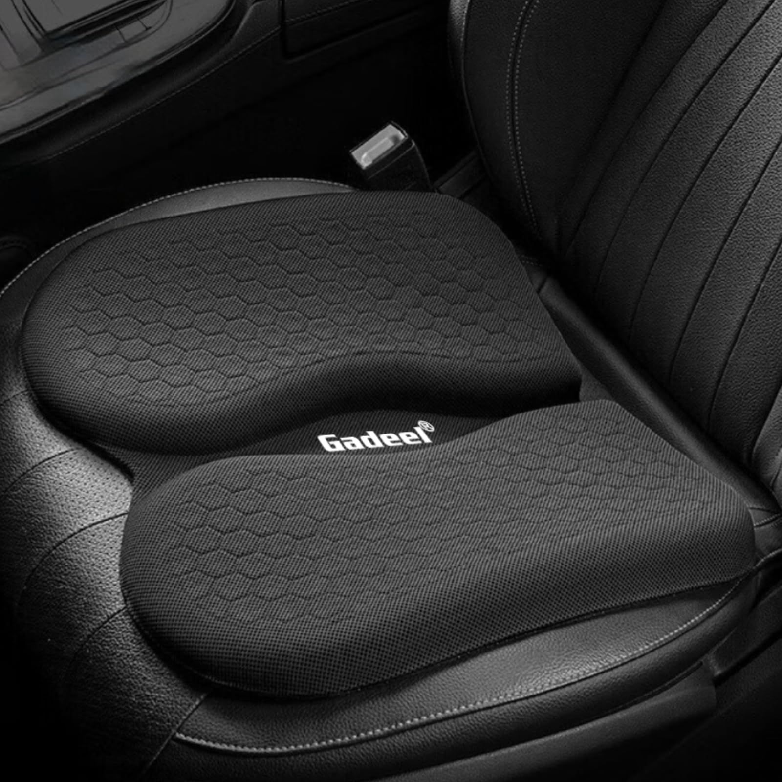 Gadeel 車 ゲルクッション カーシートクッション 運転用座布団 折りたたみ式 滑り止め付 中空設計で蒸れ防止 お尻の痛み軽減 四季通用 自動車/椅子兼用(ブラック)送料無料 d46404ad