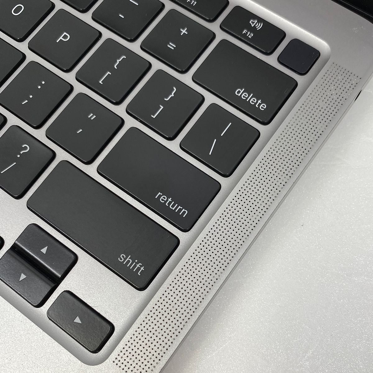 MacBook Air M1 13