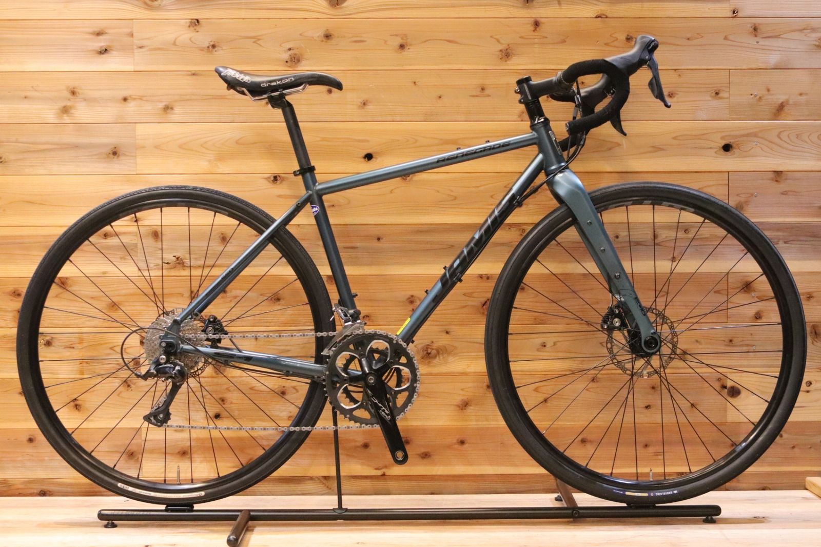 ジェイミス JAMIS レネゲード RENEGADE S4 DISC 2022モデル 51サイズ シマノ ソラ R3000 MIX 9S スチール グラベル ロードバイク 【広島店】