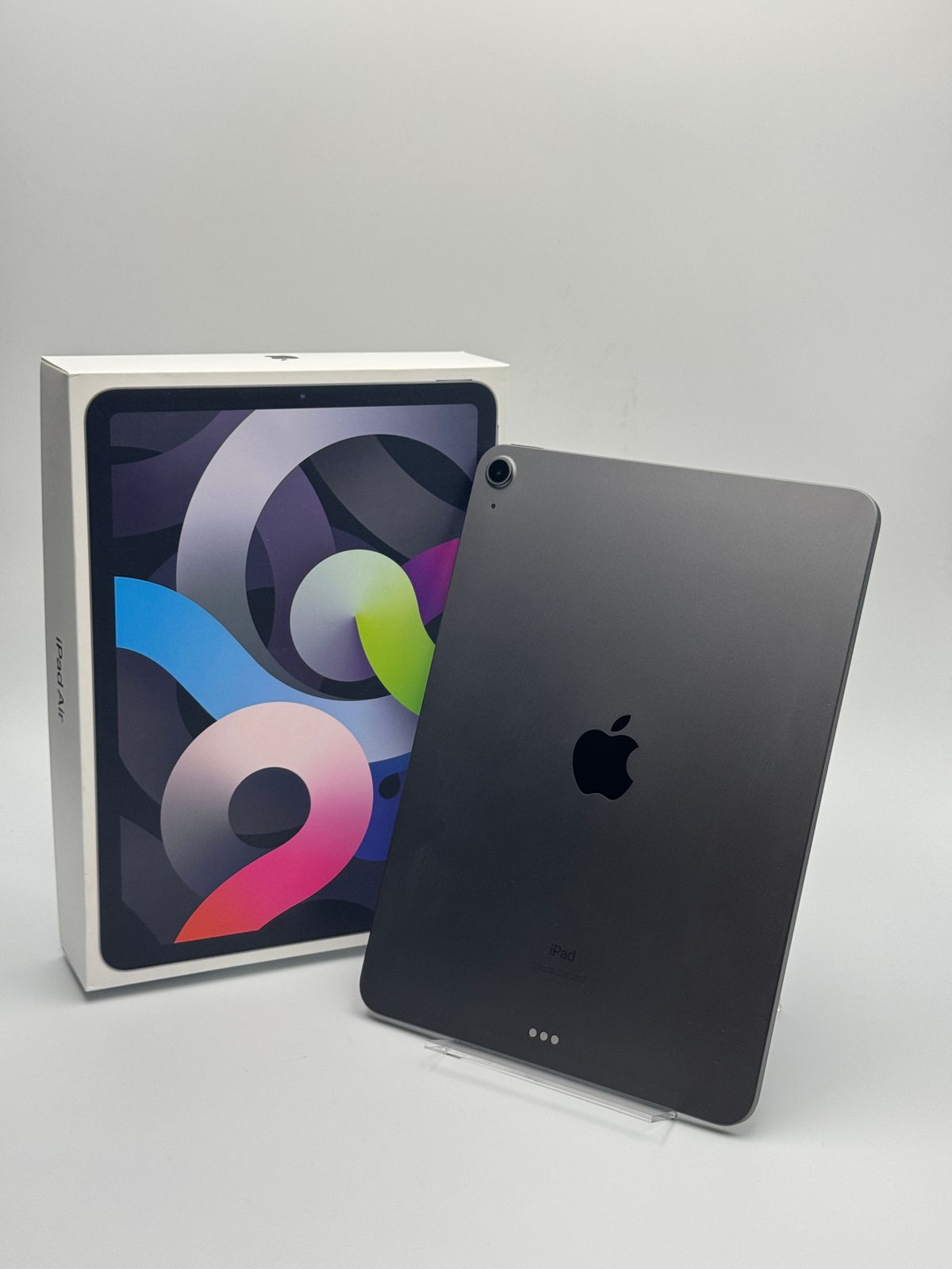 【箱付き中古C】iPad Air 4 256GB スペースグレイ Wi-Fi バッテリー【78%】
