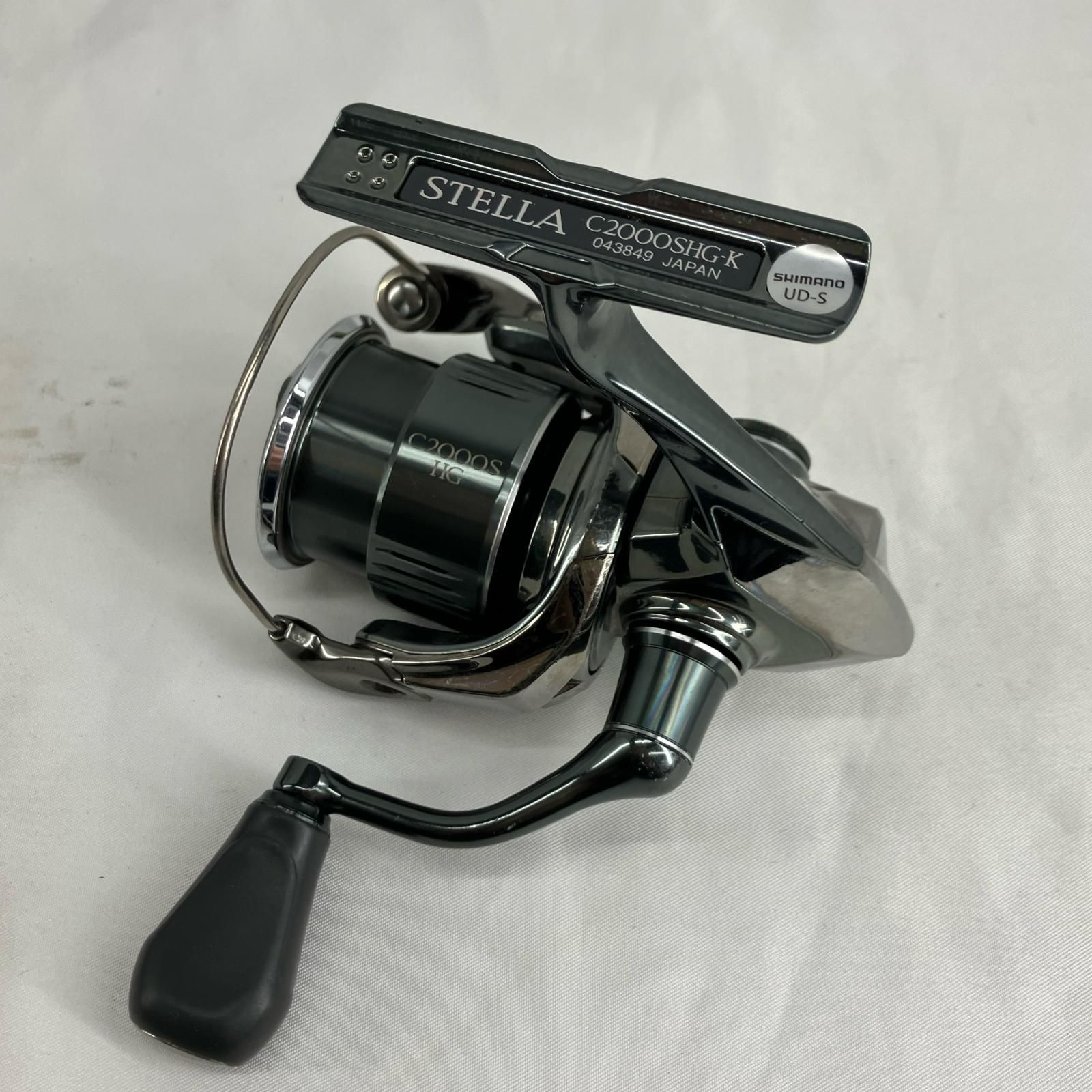 釣り用品 リール スピニングリール SHIMANO ステラ　043849 C2000SHG