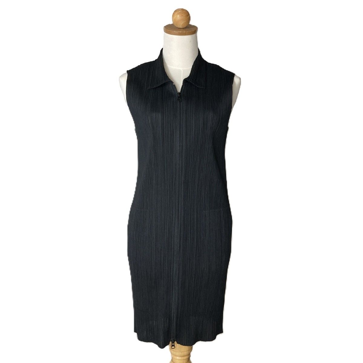ISSEY MIYAKE イッセイミヤケ PLEATS PLEASE ワンピース ベスト PP04-JH320 ブラック サイズ 3 レディース