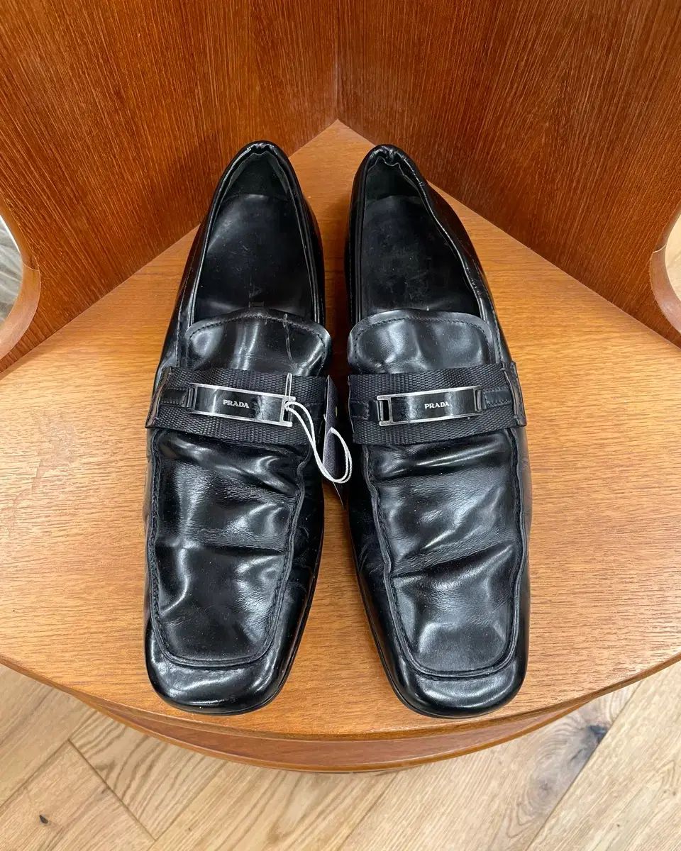 260 PRADA プラダ スリッポン ローファー