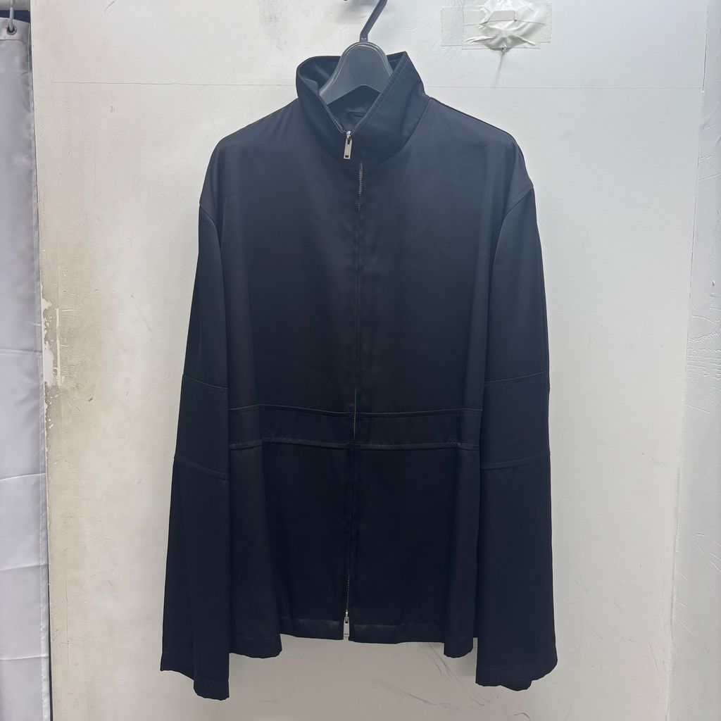 JIL SANDER ジルサンダー 24SS Heavy Viscose Silk Twill Blouson ジップアップブルゾン J61BN0015 ブラック size:48【中目黒B05】